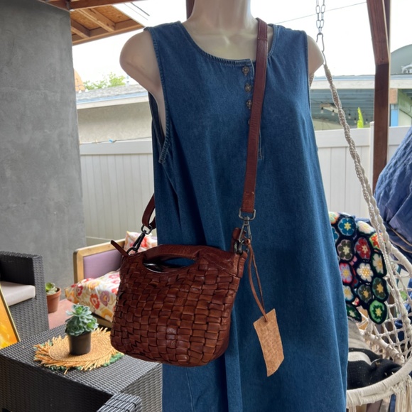 LATICO WEAVER RUSTIC LEATHER CROSSBODY CONVERTIBLE - Picture 9 of 16